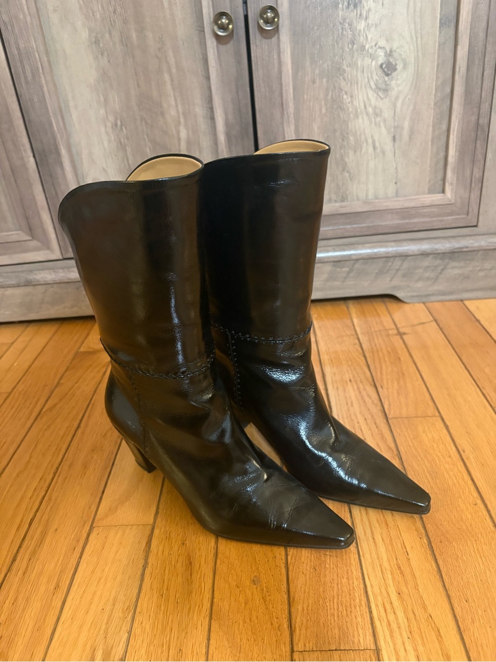 Classic Black Pointed-Toe Mid-Calf Heeled Boots